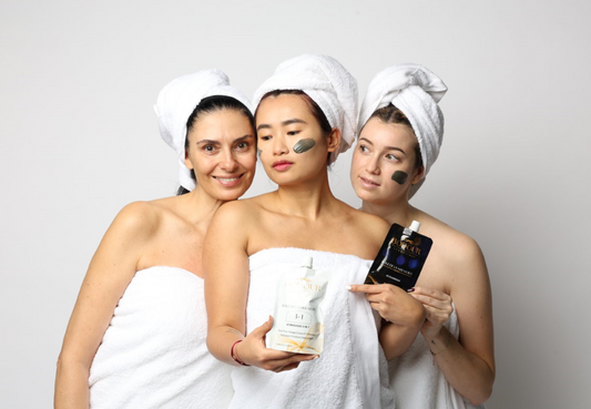 Peau terne, pores dilatés, teint fatigué : les 3 masques qui changent tout